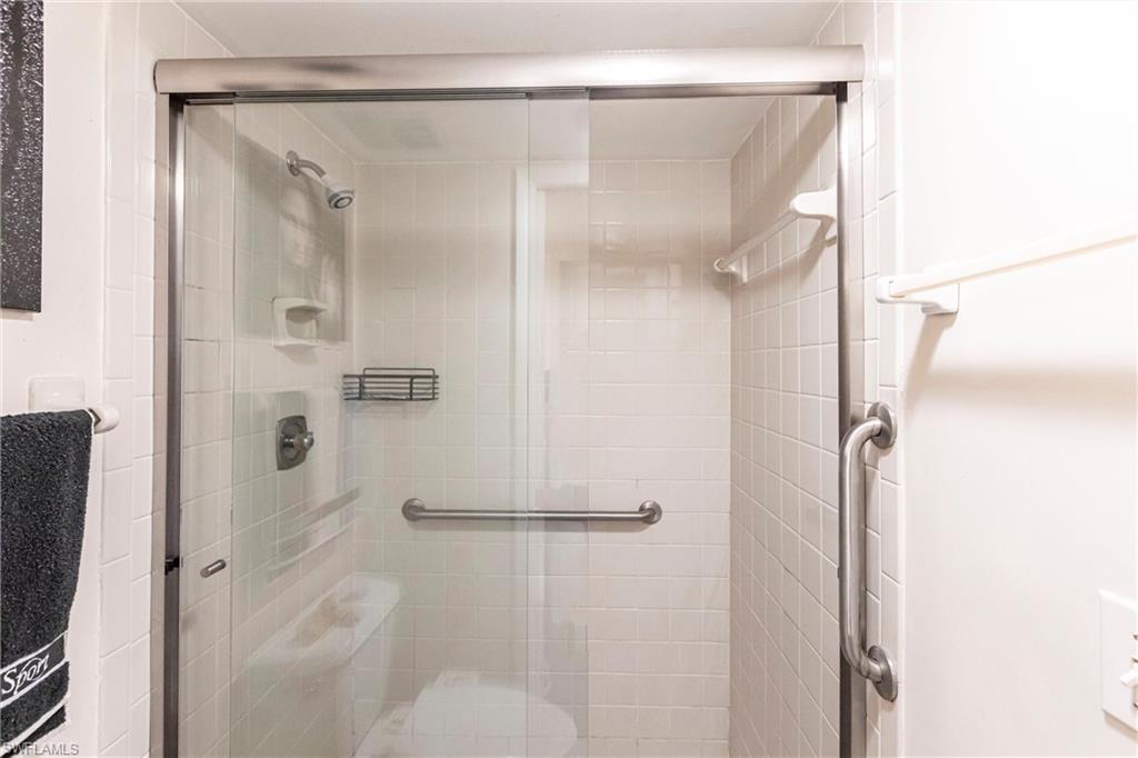 2127 Sw Pine Ln # 3 Property Photo 26