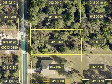 712 Louis Ave Property Photo 1