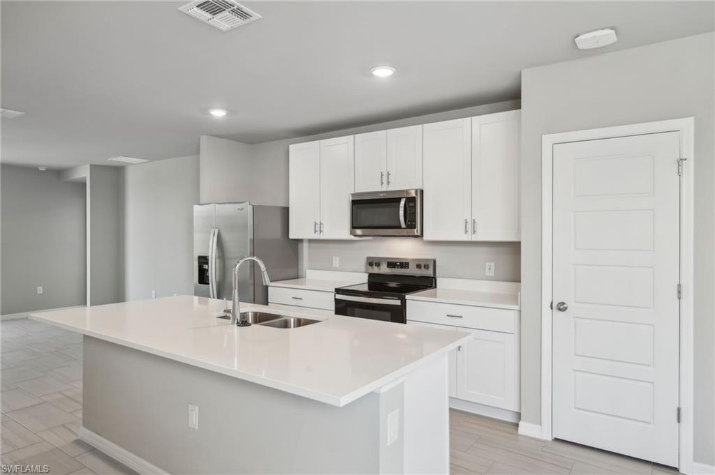 44506 Cable Creek Dr Property Photo 11
