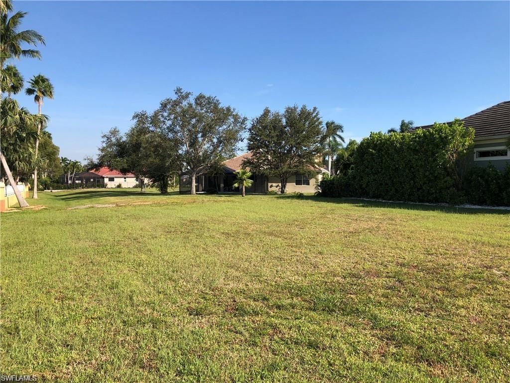 5501 Merlyn Ln Property Photo 3