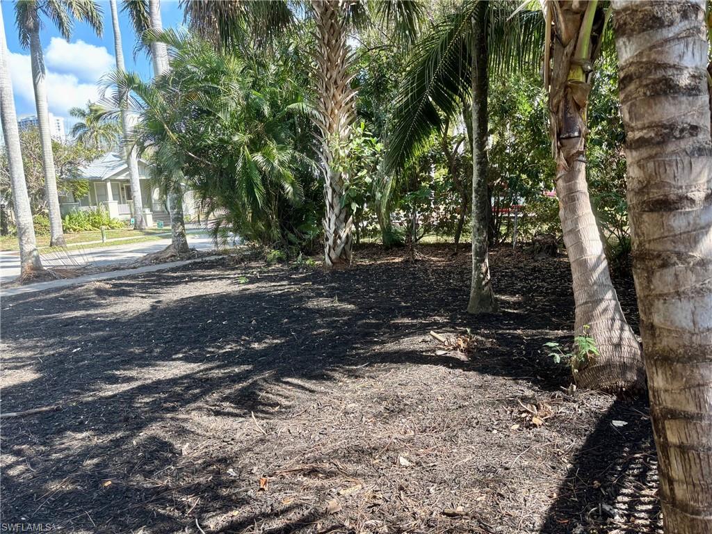2728 Providence St Property Photo 10