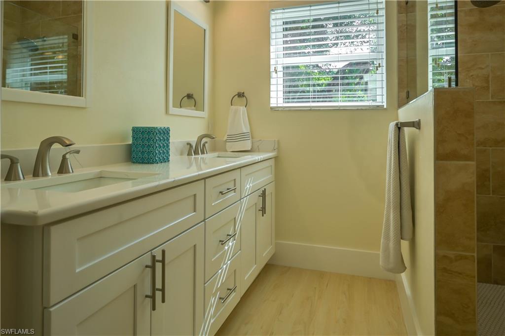 2728 Providence St Property Photo 31