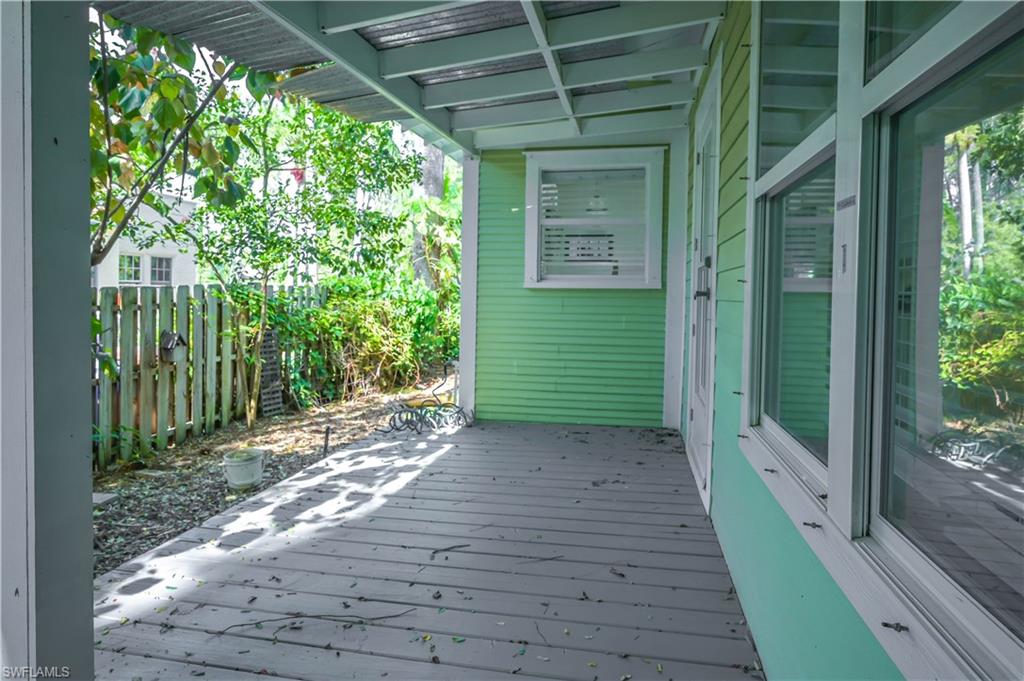 2728 Providence St Property Photo 45