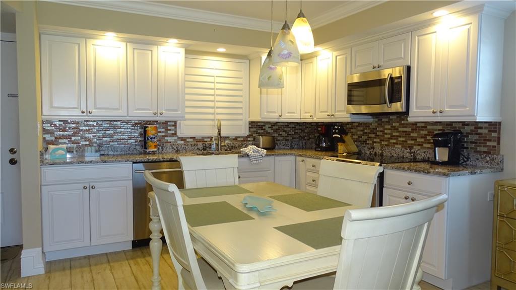 1019 Anglers Cv # F501 Property Photo 7