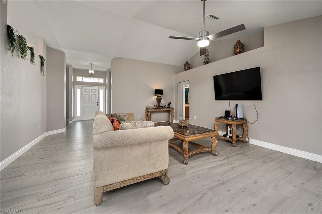 2519 Nw Embers Ter Property Photo 11