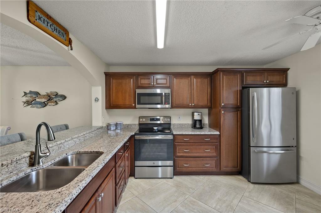 7025 Dennis Cir # G104 Property Photo 5