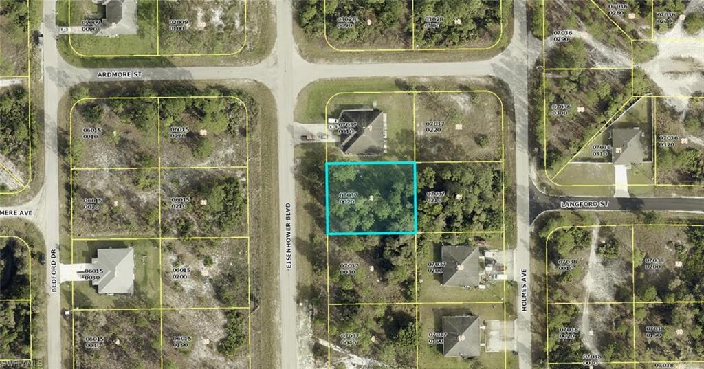 753/755 Eisenhower BLVD Property Photo 1