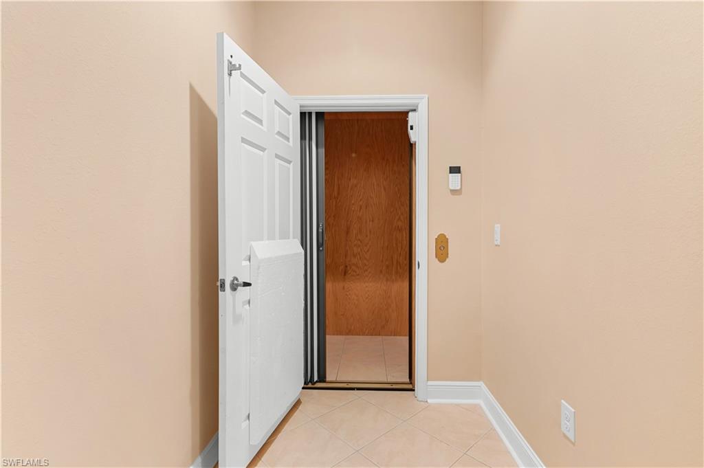 174 Shadroe Cove Cir # 1003 Property Photo 6