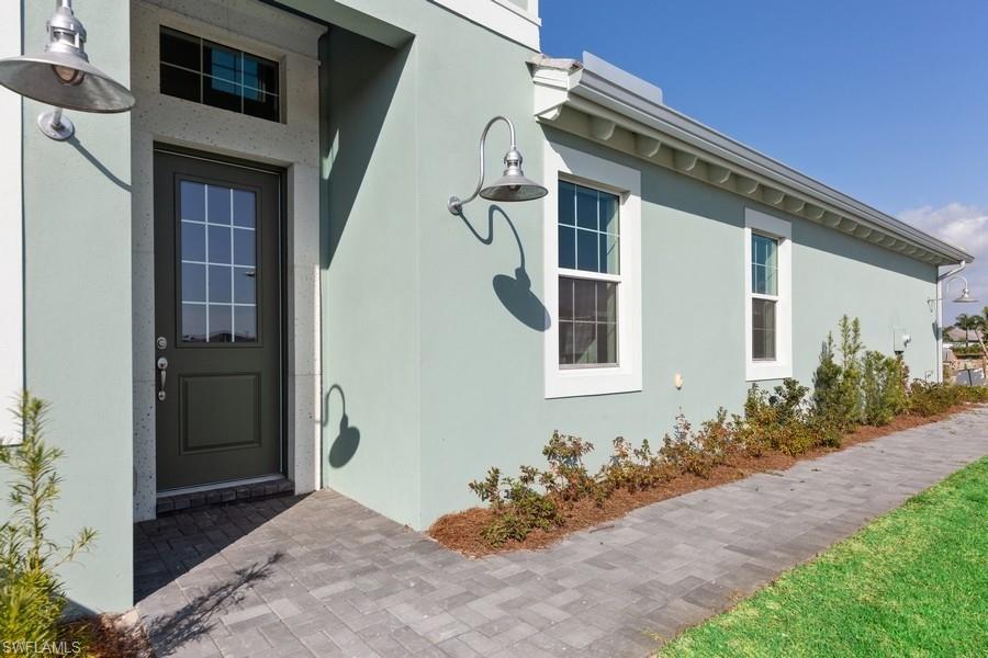 8880 Yucatan CT Property Photo 1