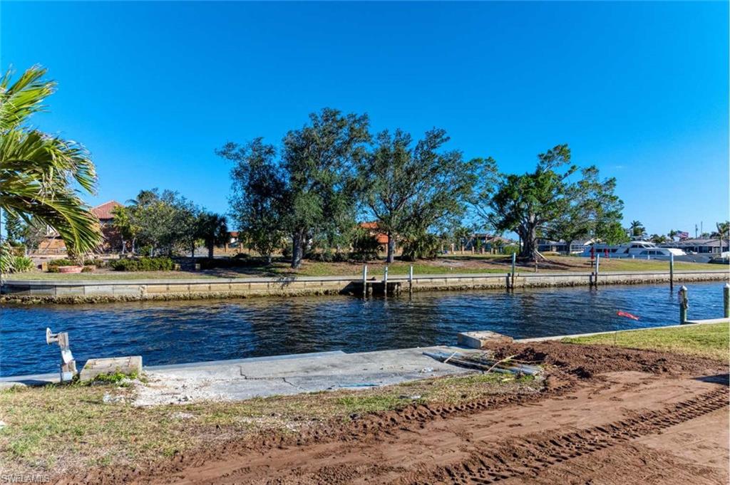 2181 Palm Tree Dr Property Photo 7