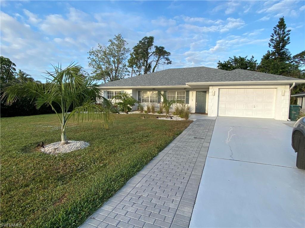 621 E Valley Dr Property Photo
