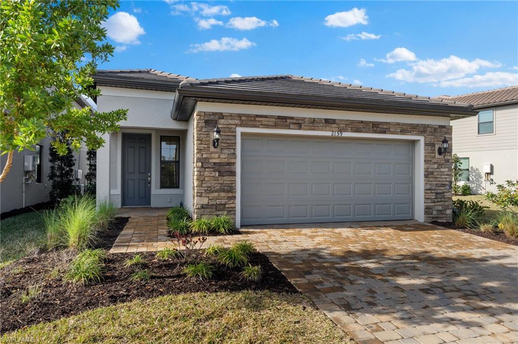 2159 Yellowfin CIR Property Photo 1
