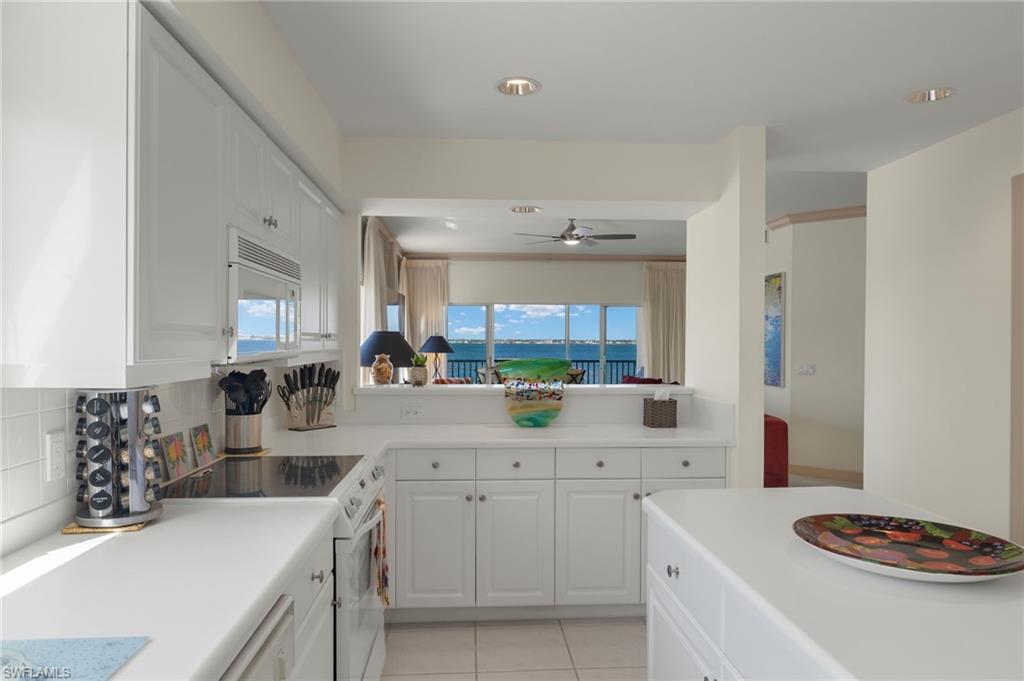 14811 Laguna Dr 101 Property Photo 11