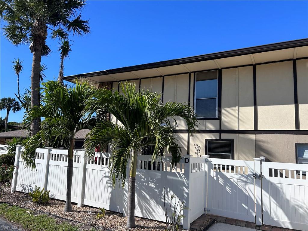 4289 Island Cir # 4 Property Photo