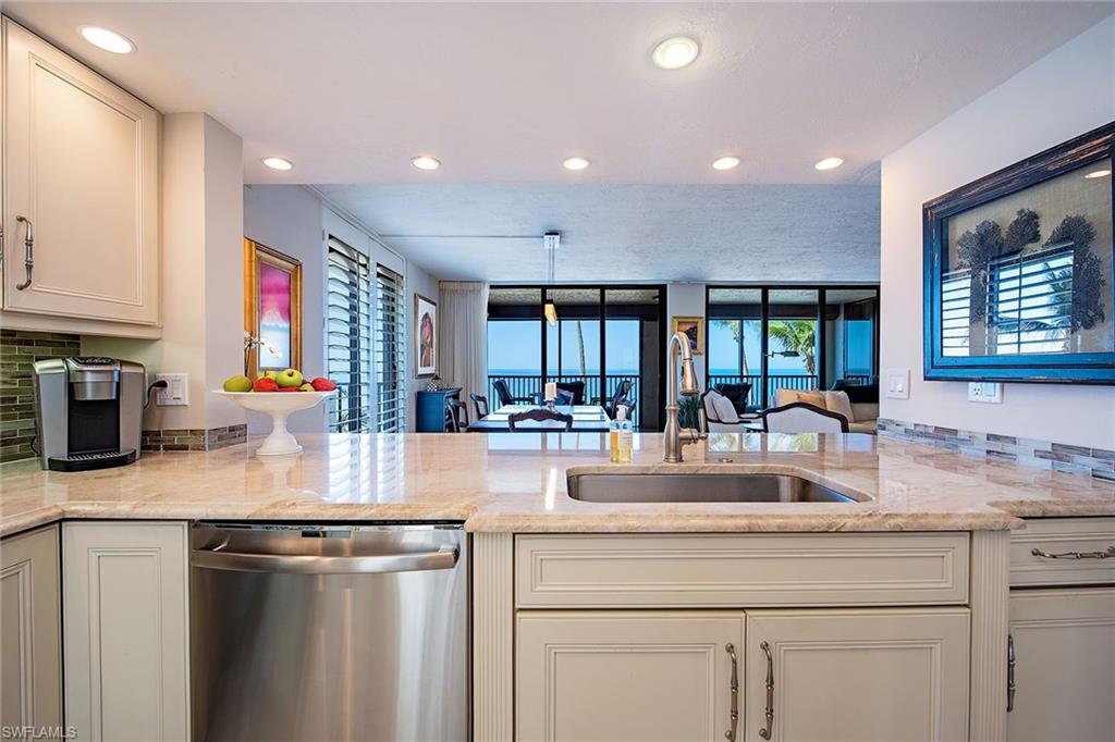 9715 Gulf Shore Dr # 301 Property Photo 6