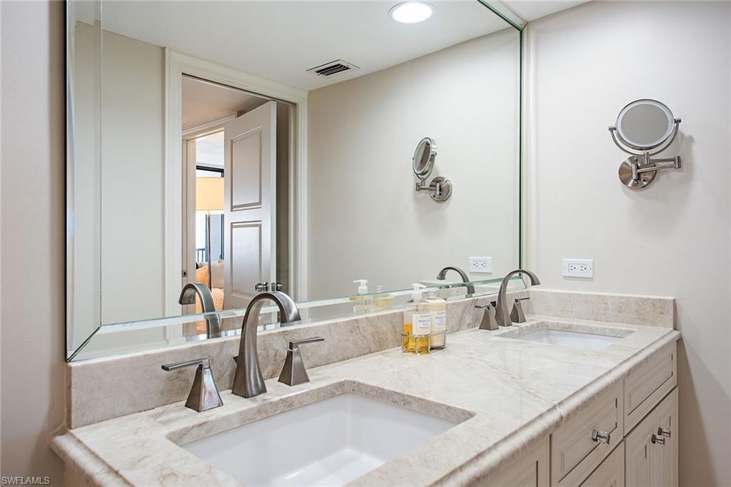 9715 Gulf Shore Dr # 301 Property Photo 8