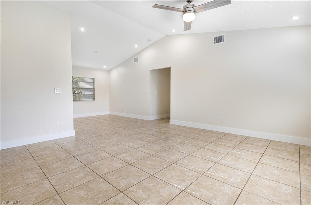 1618 Country Club Blvd Property Photo 5