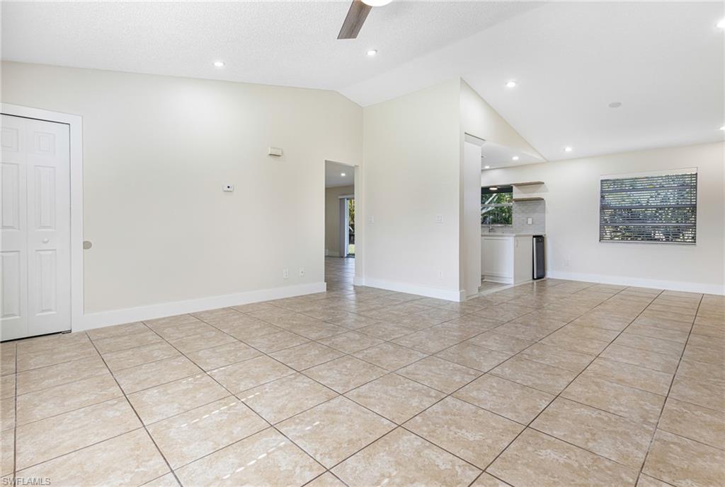 1618 Country Club Blvd Property Photo 8
