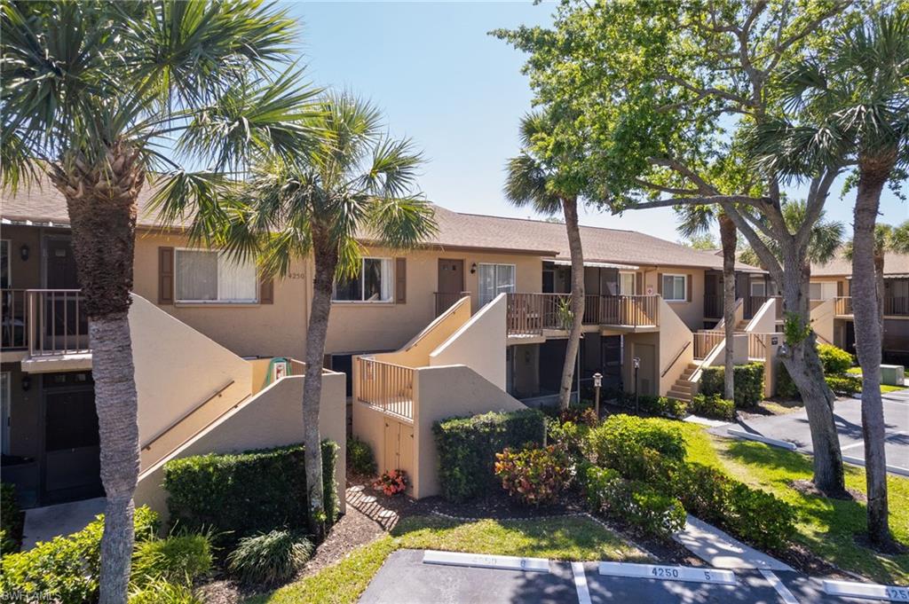 4250 Jack Frost Ct # 6 Property Photo
