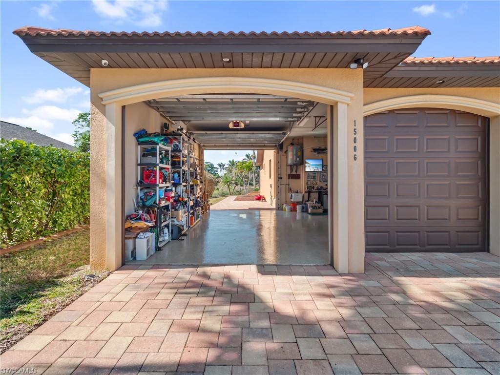 15006 Bonaire Cir Property Photo 36