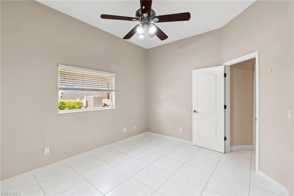 1438 Sw 54th Ter Property Photo 29