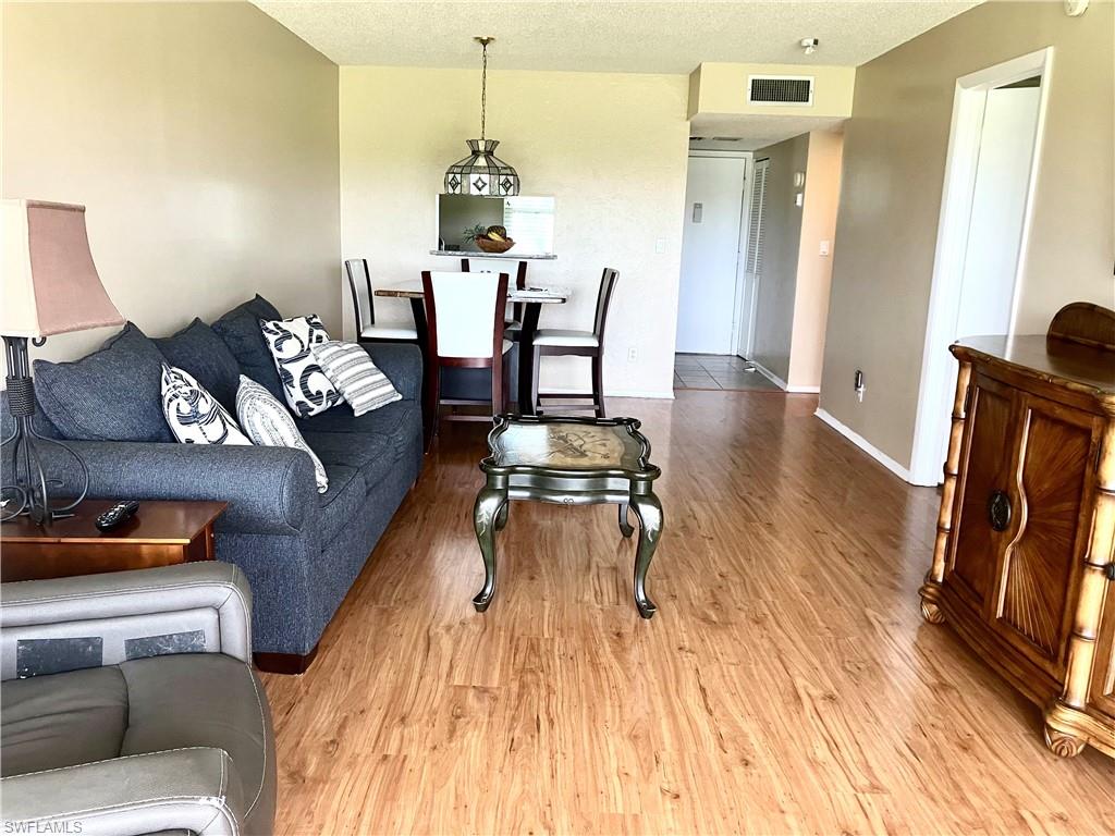 1580 Pine Valley Dr # 217 Property Photo 3