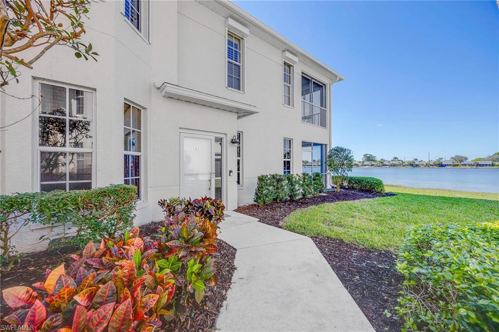 East Naples Elementary Real Estate Listings Main Image