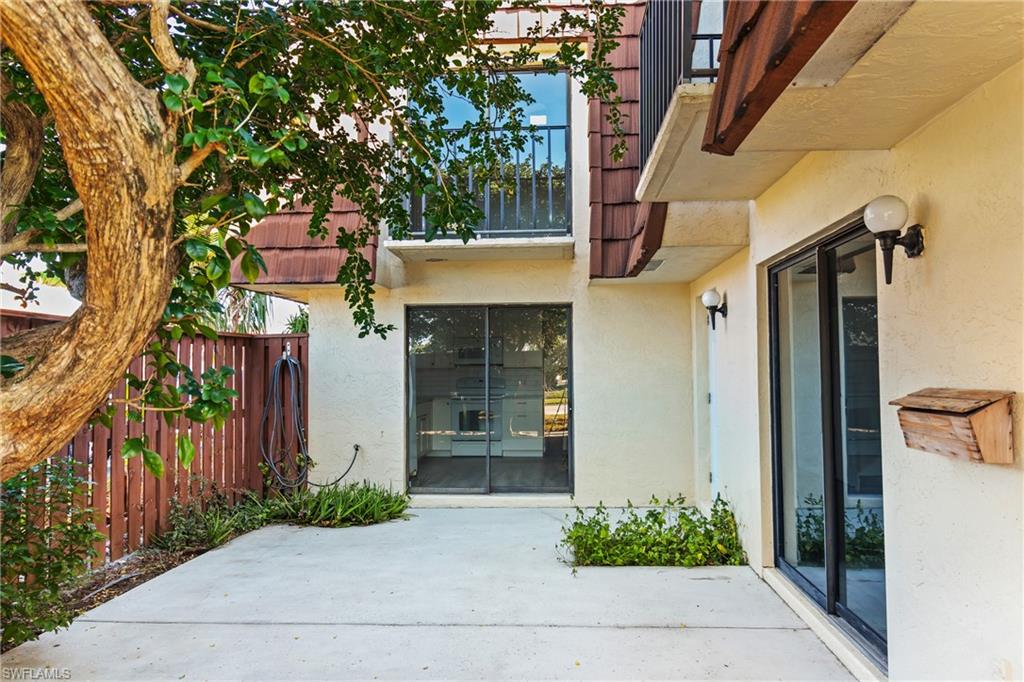 5231 Cedarbend Dr # 4 Property Photo 1