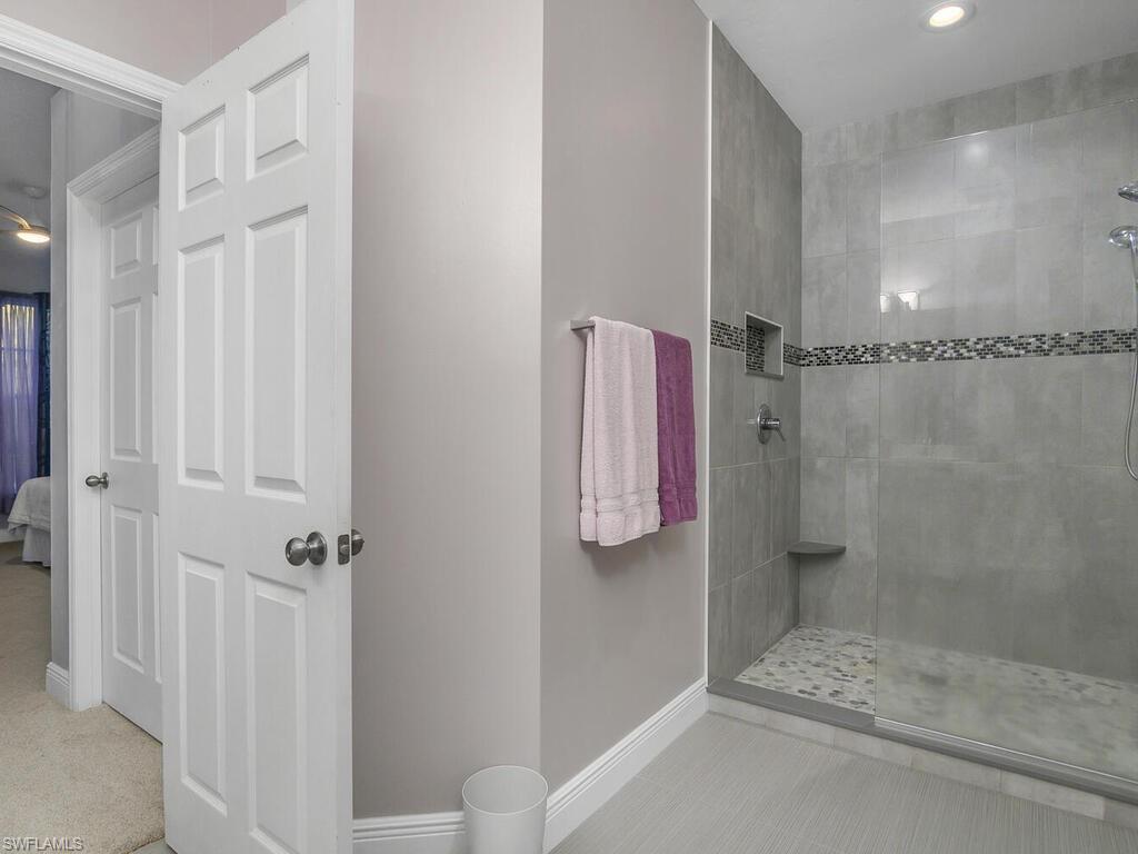 23252 Grassy Pine Dr Property Photo 3