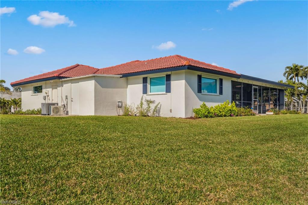 1050 Clarellen Dr Property Photo 33