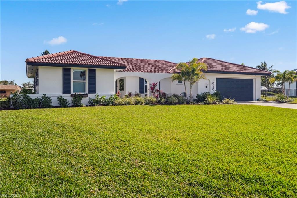 1050 Clarellen Dr Property Photo 44