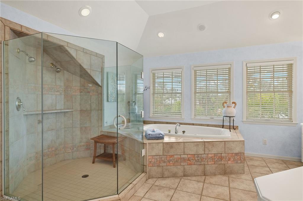 16309 Captiva Dr Property Photo 17