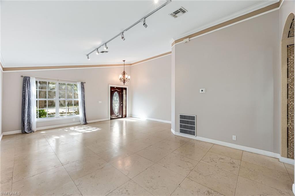 15028 Savannah Dr Property Photo 4