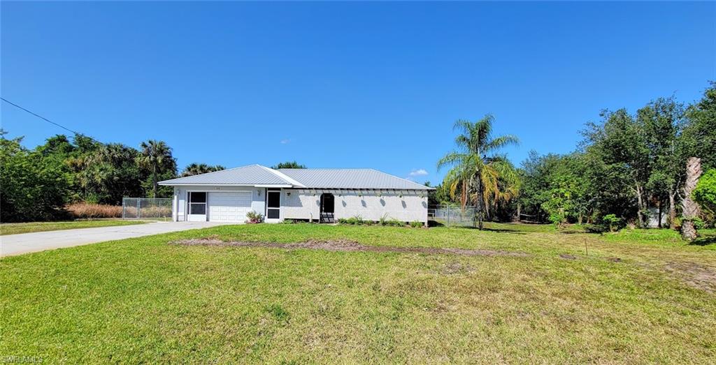3054 Ne Beechwood Cir Property Photo