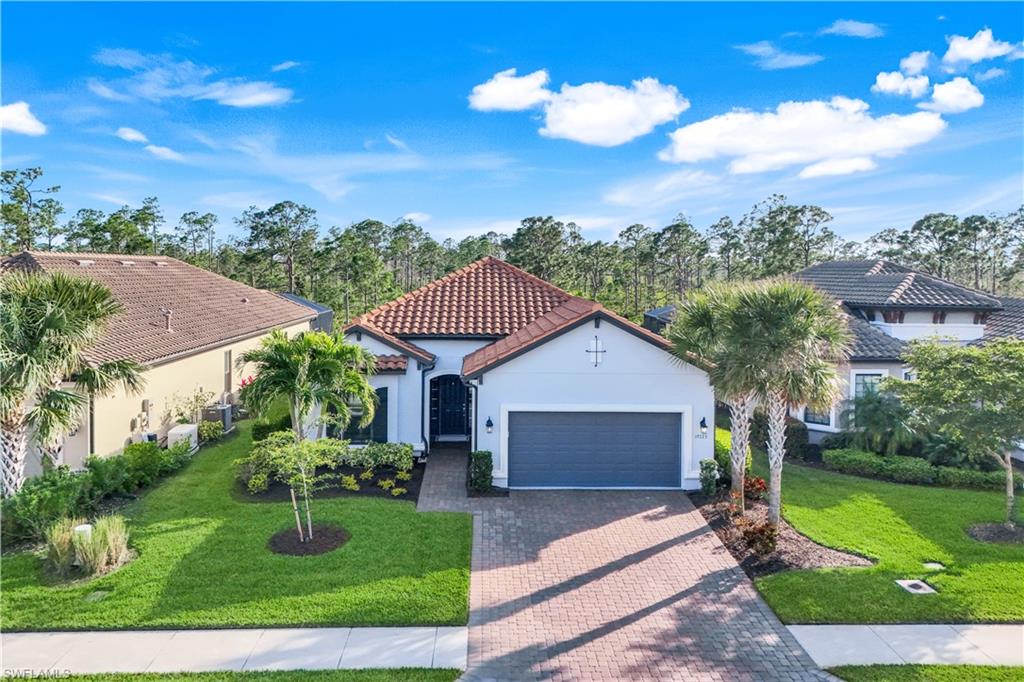 19723 Estero Pointe Ln Property Photo 4