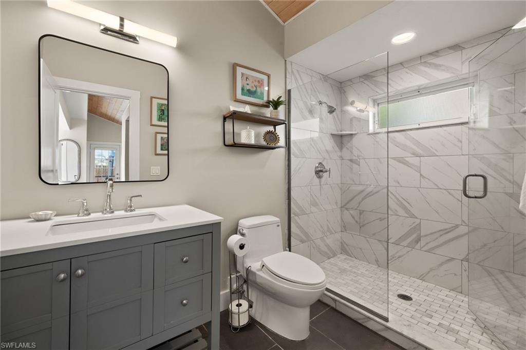 15200 Captiva Dr Property Photo 16
