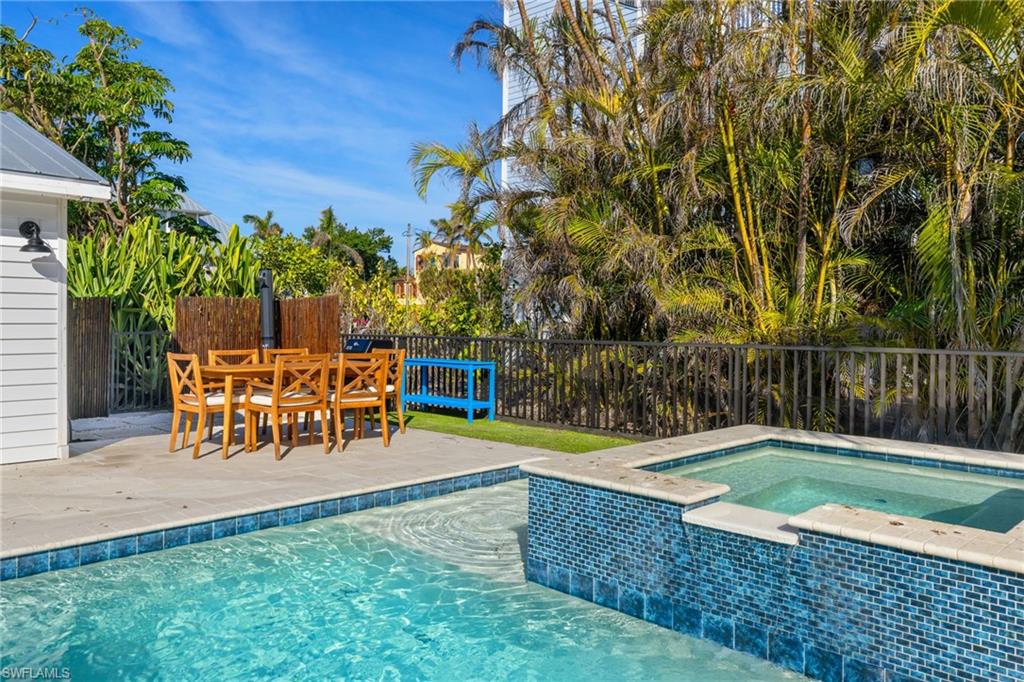 15200 Captiva Dr Property Photo 24