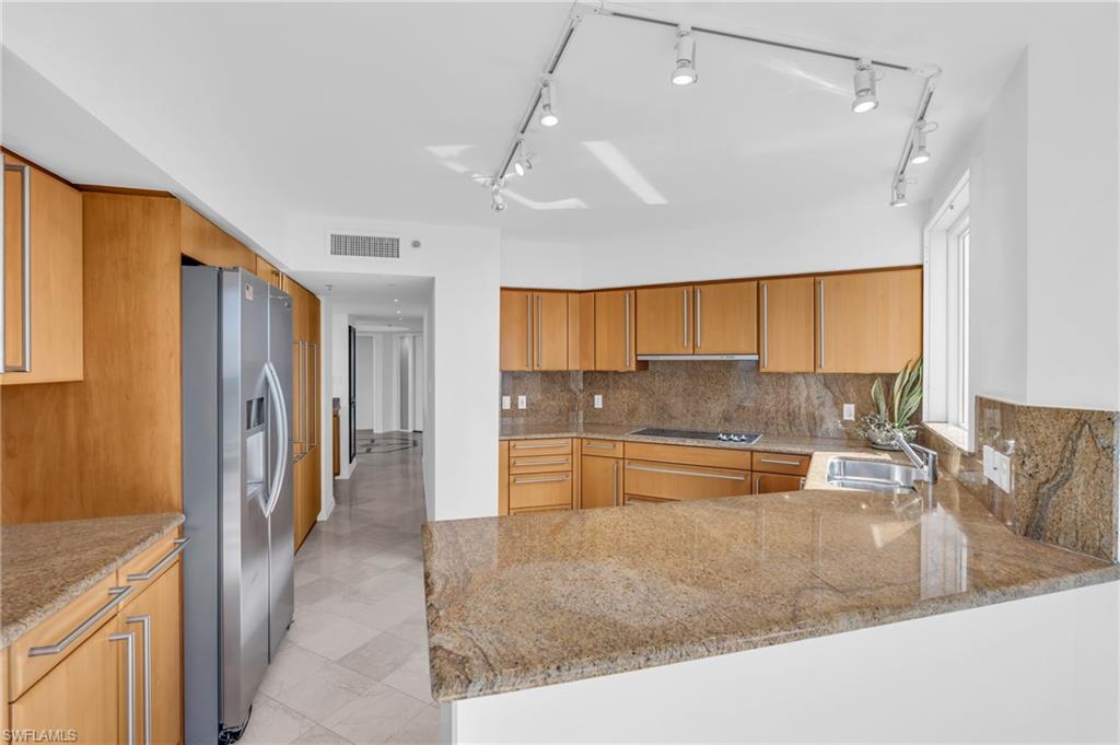 4251 Gulf Shore Blvd N # 15d Property Photo 23