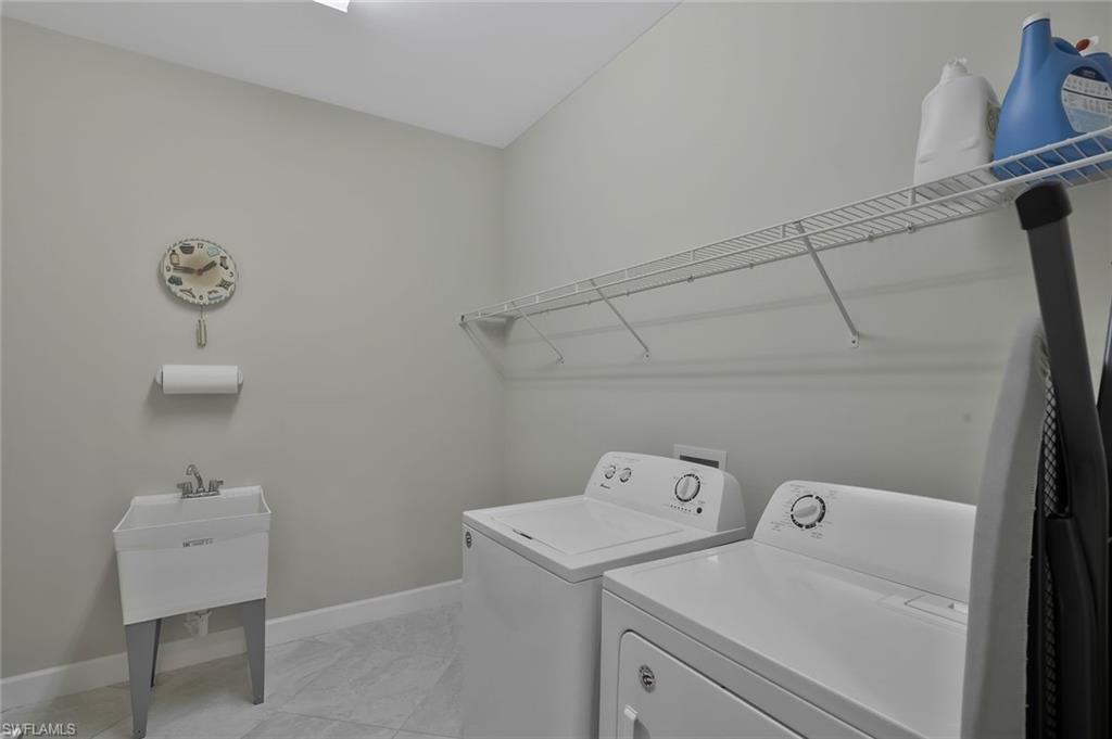 2350 Tangerine Ln Property Photo 30