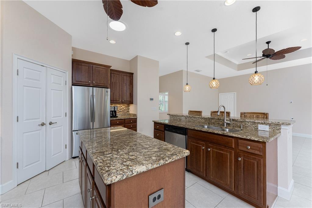 1069 Harbour Cape Pl Property Photo 10