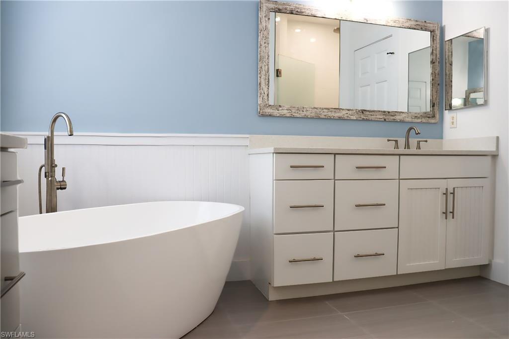 15489 Summit Place Cir # 302 Property Photo 1