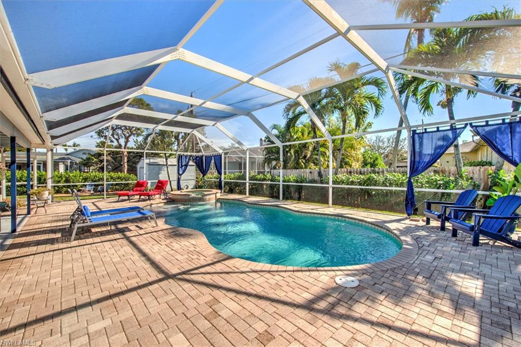 4771 Palmetto Ter Property Photo 1