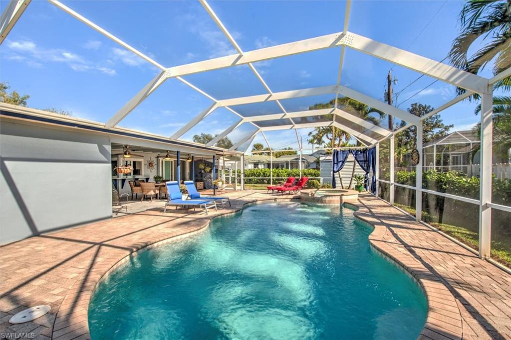 4771 Palmetto Ter Property Photo 25