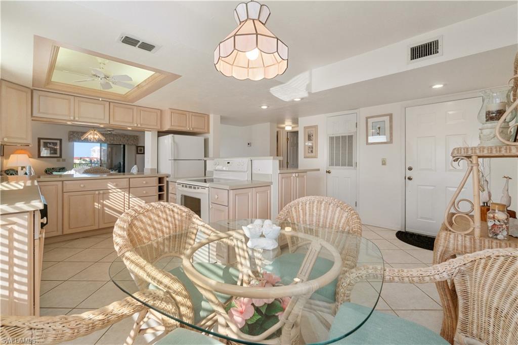 4371 Bay Beach Ln # 411 Property Photo 8