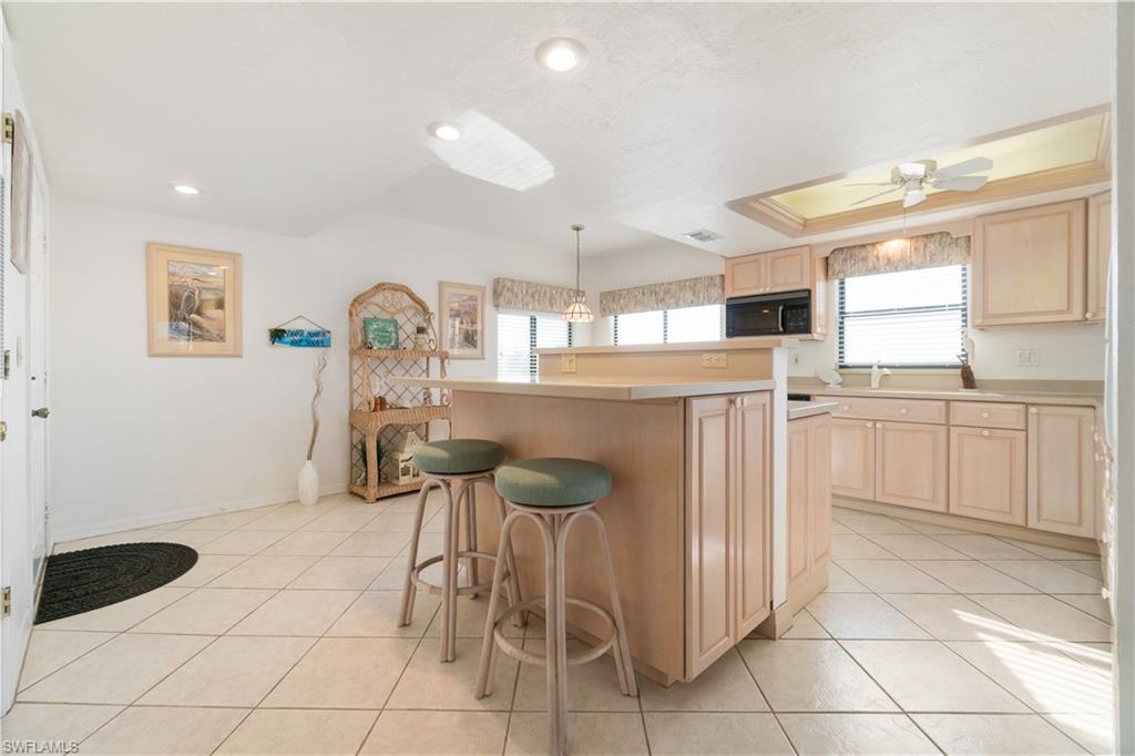 4371 Bay Beach Ln # 411 Property Photo 10