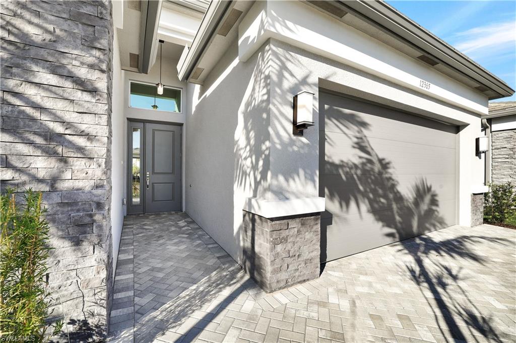 12365 Dahlia Ct Property Photo 34