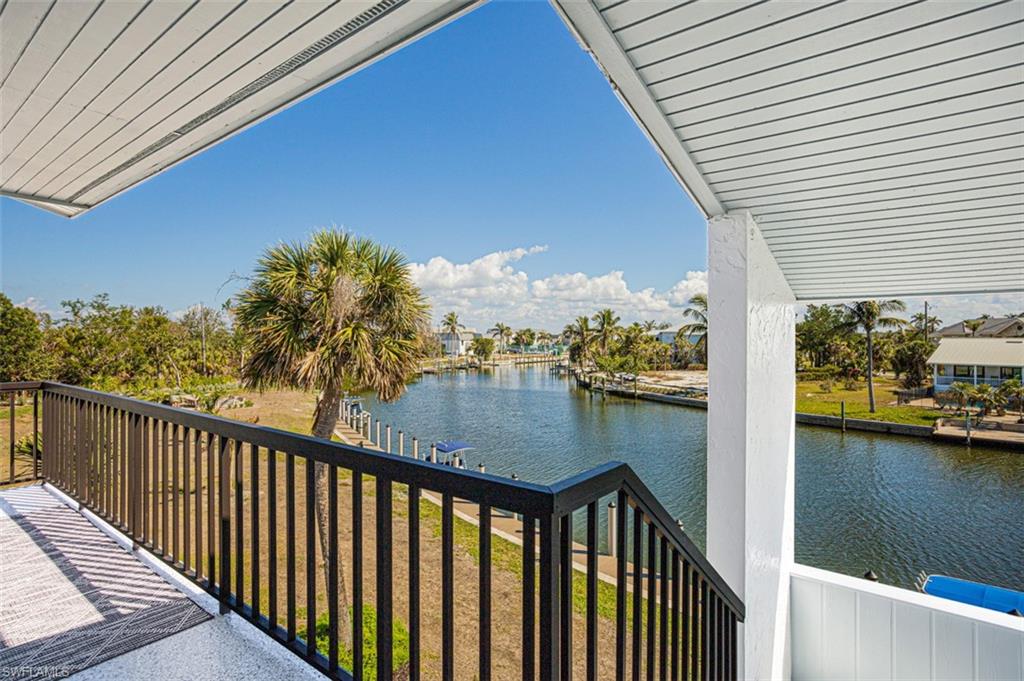 1250 Tennisplace Ct # B31 Property Photo 4