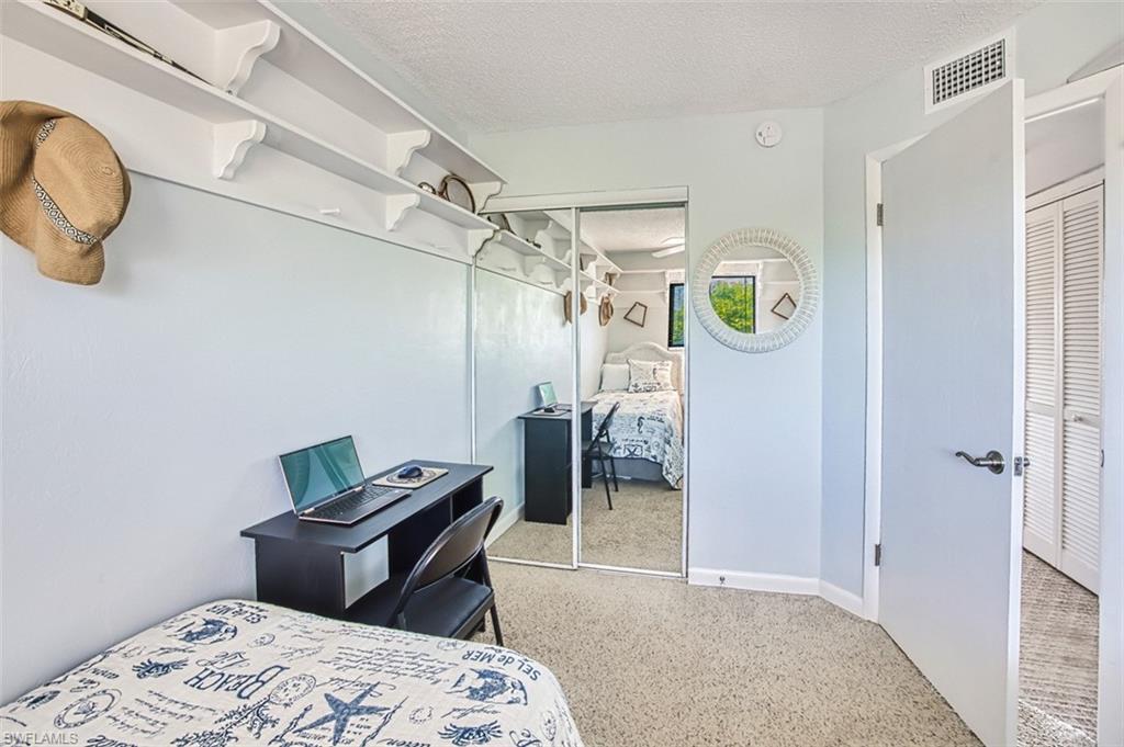 1250 Tennisplace Ct # B31 Property Photo 22