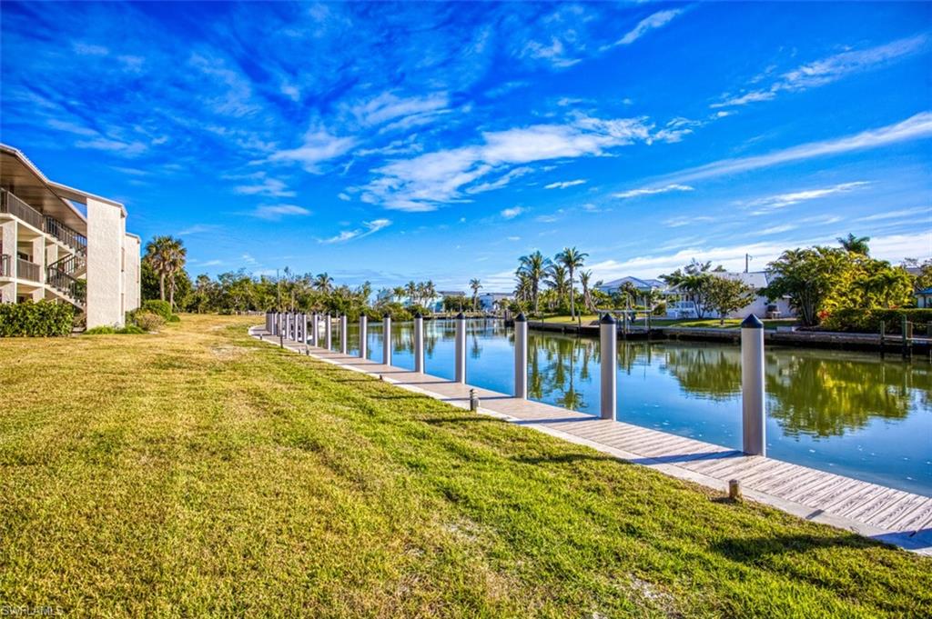 1250 Tennisplace Ct # B31 Property Photo 24