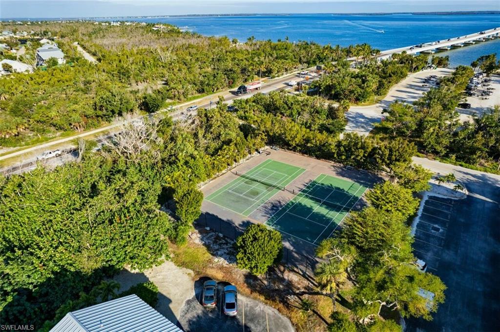 1250 Tennisplace Ct # B31 Property Photo 33